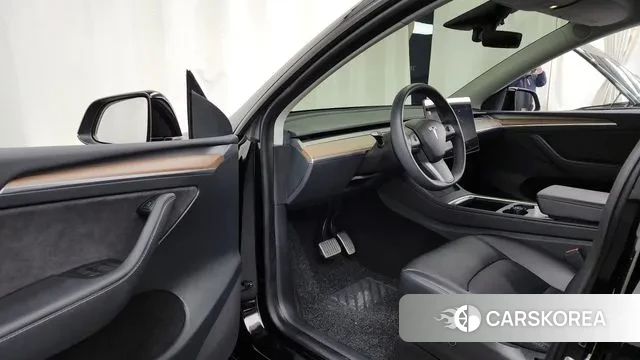 Tesla Model Y id 3492323 из Кореи 14