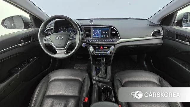 Hyundai Avante AD id 4508698 из Кореи 29