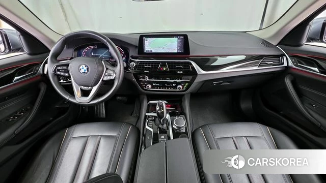 BMW 5 Series (G30) id 3885584 из Кореи 17