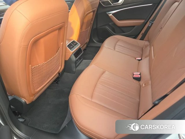 Audi A6 (C8) id 3883701 из Кореи 17