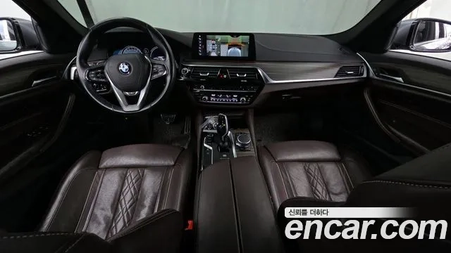 BMW 5 Series (G30) id 2876826 из Кореи 17