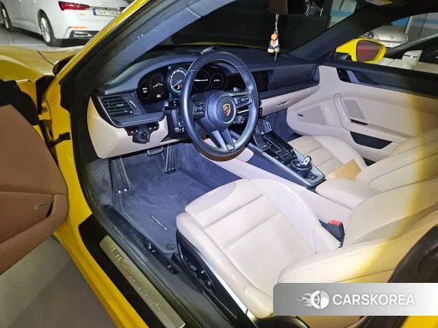 Porsche 911(992) id 3407592 из Кореи 9