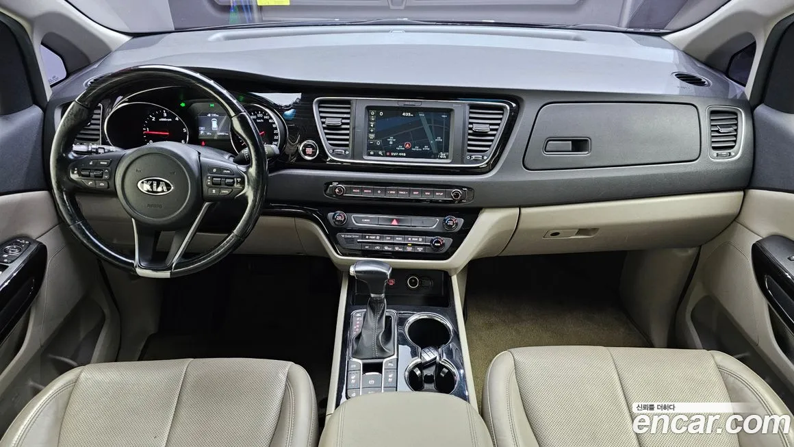 Kia The New Carnival id 2116442 из Кореи 17