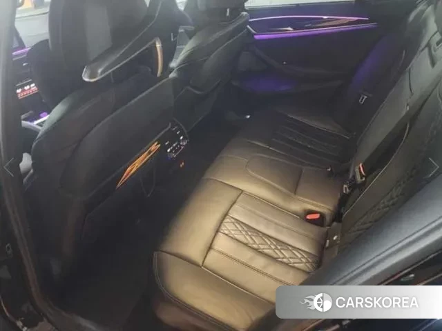 BMW 5 Series (G30) id 3649437 из Кореи 10