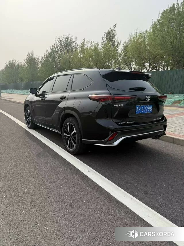Toyota Crown Lufang id 4258311 из Китая 7