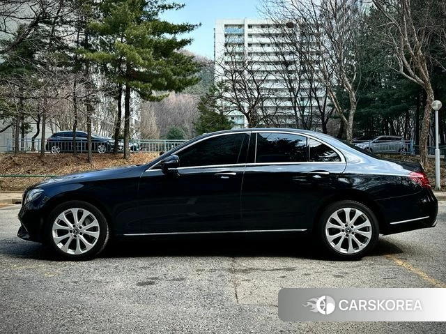 Mercedes-Benz E-Class W213 id 3912037 из Кореи 17