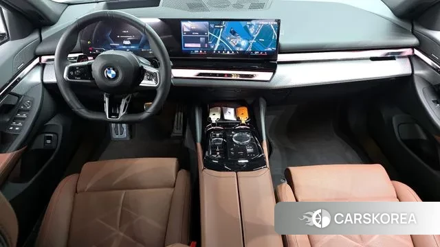 BMW 5 Series (G60) id 3619833 из Кореи 17