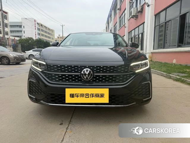 Volkswagen Passat id 4359154 из Китая 16