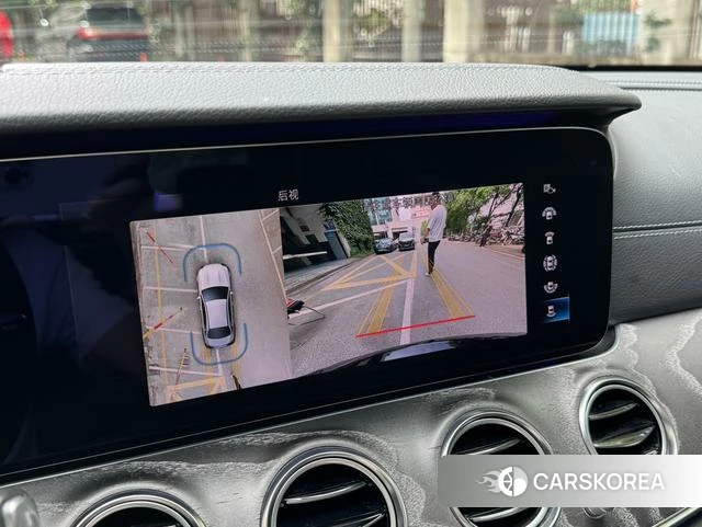 Mercedes-Benz E-class id 4399798 из Китая 9