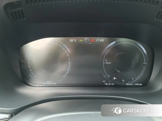 Volvo XC60 PHEV id 4219890 из Китая 17