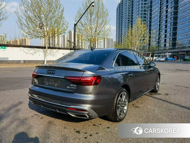 Audi A4L id 4348384 из Китая 7