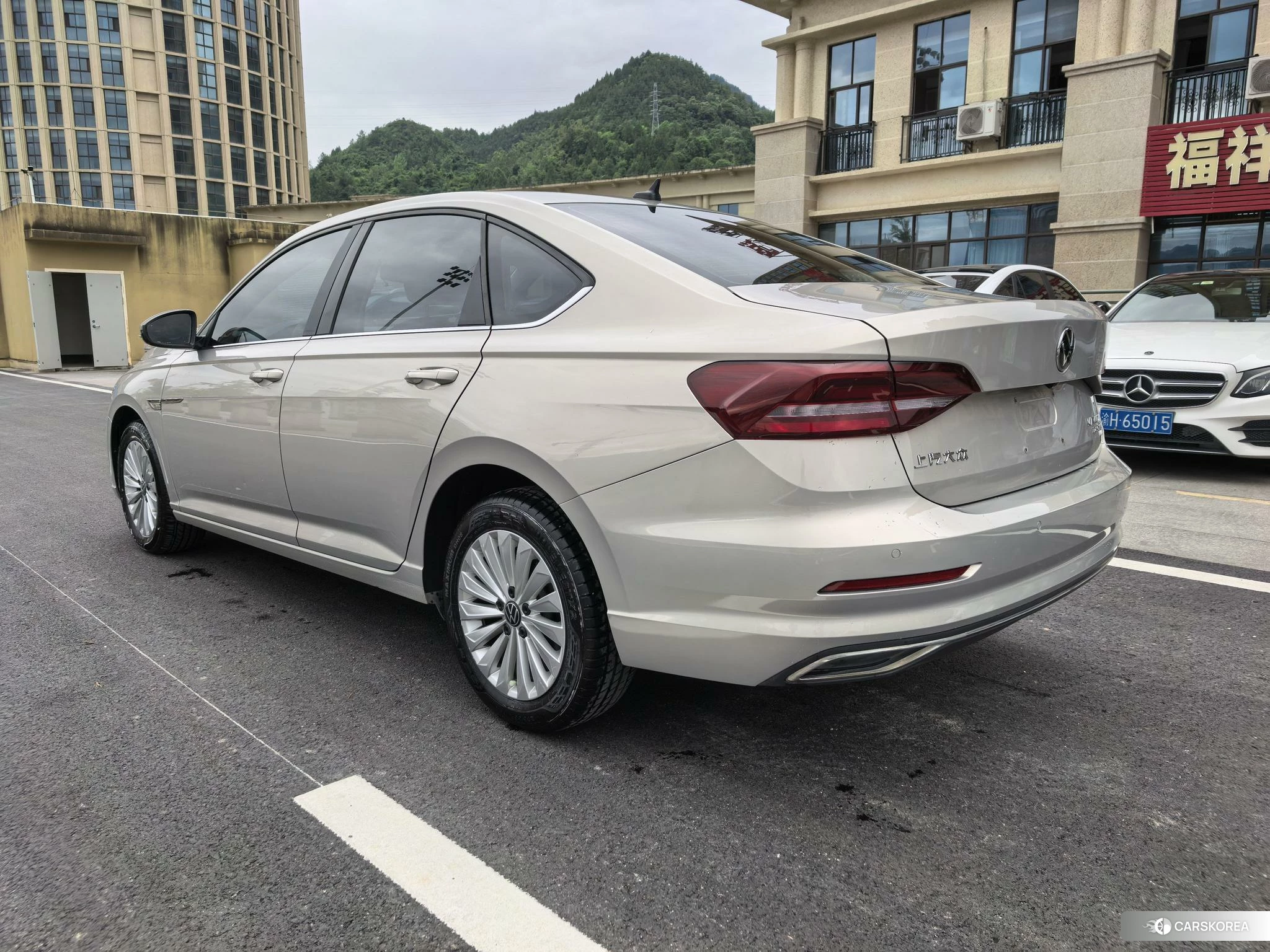 Volkswagen Lavida id 4512481 из Китая 10
