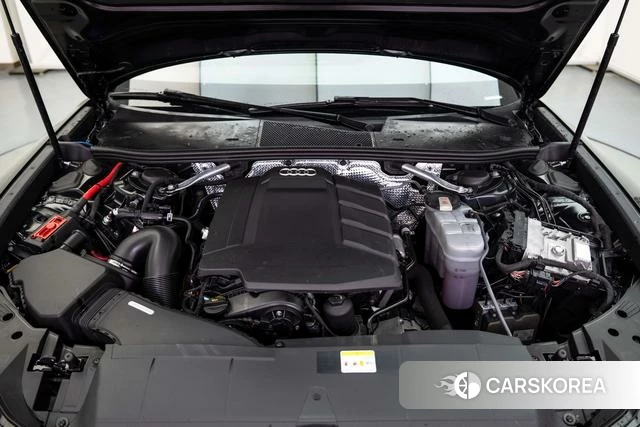 Audi A6L id 4271795 из Китая 22