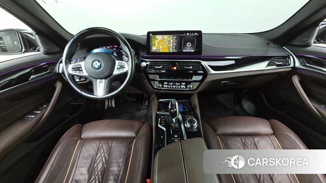 BMW 5 Series (G30) id 3964739 из Кореи 17