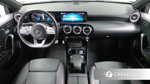 Mercedes-Benz A-Class W177 id 4731632 из Кореи 27