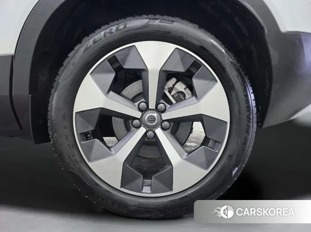 Volvo XC40 id 3415321 из Кореи 17