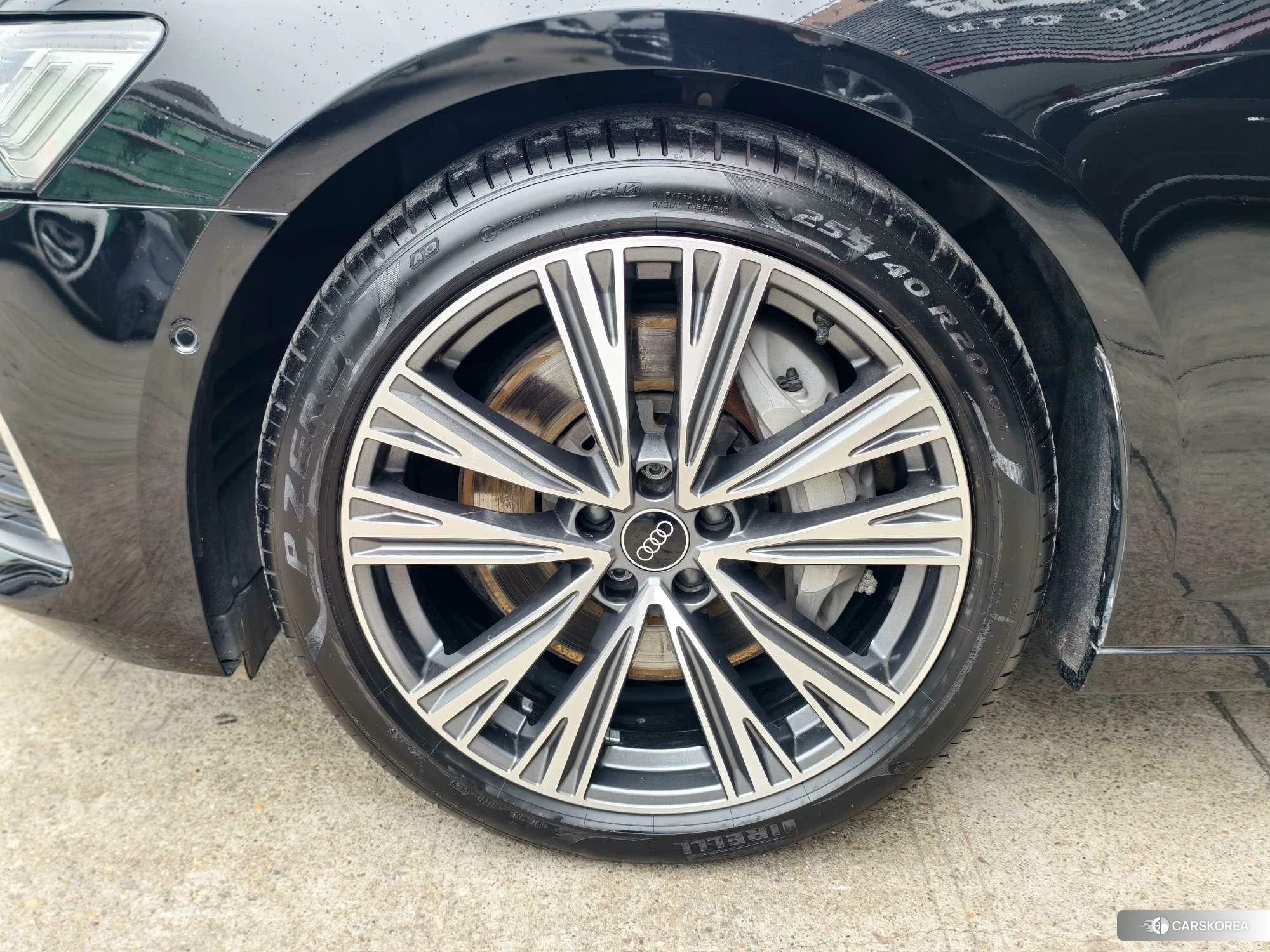Audi A6L id 4421095 из Китая 9