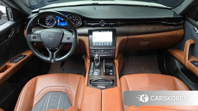 Maserati Quattroporte id 4587380 из Кореи 31