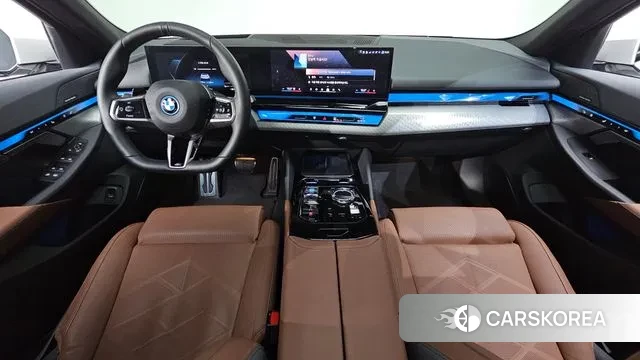 BMW i5 (G60) id 2889063 из Кореи 17