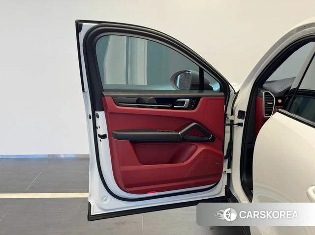 Porsche Cayenne (PO536) id 3899126 из Кореи 17