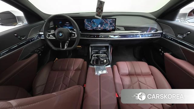 BMW 7 Series (G70) id 4301997 из Кореи 34