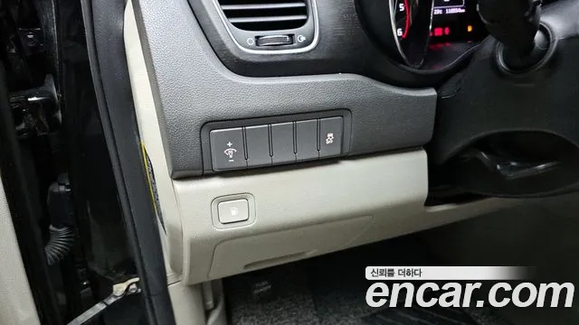 Kia All New Carnival id 2785704 из Кореи 17