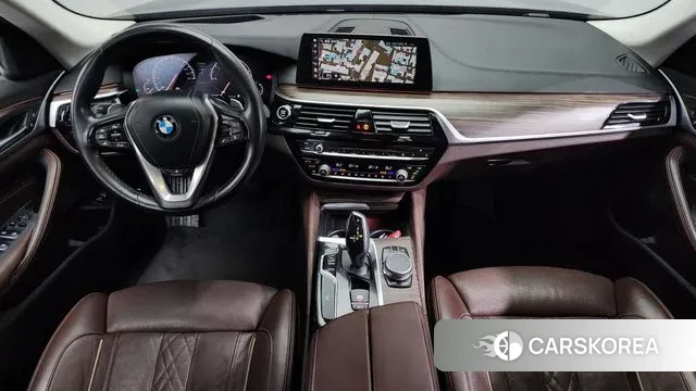 BMW 5 Series (G30) id 3494320 из Кореи 17