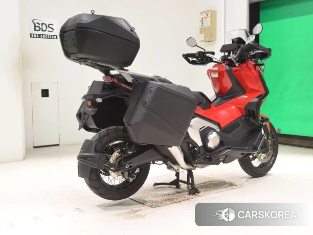 Проданный Honda X-ADV 750 2023 из Японии, фото 3