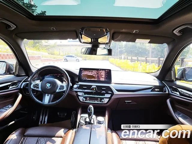 BMW 5 Series (G30) id 2868774 из Кореи 10