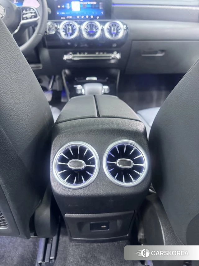 Mercedes-Benz Class A id 4365943 из Китая 23