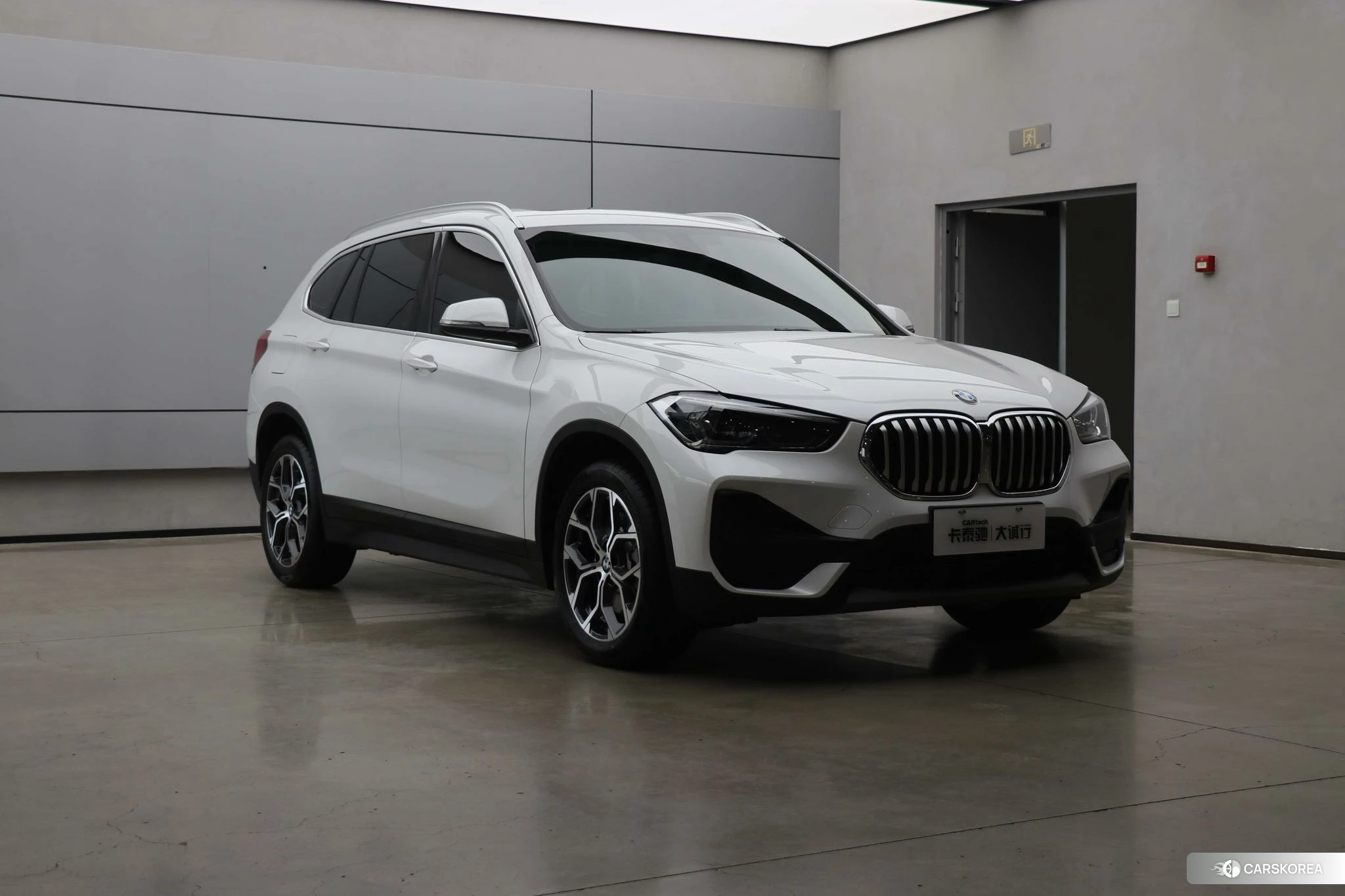 BMW X1 id 4467397 из Китая 30