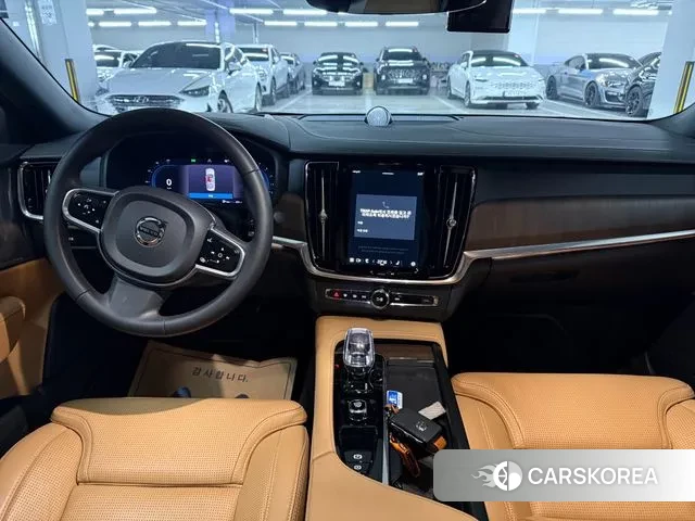 Volvo S90 id 3437000 из Кореи 17