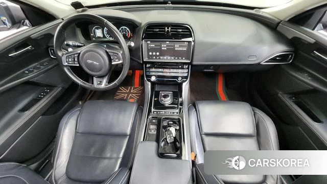 Jaguar XE id 4345486 из Кореи 31