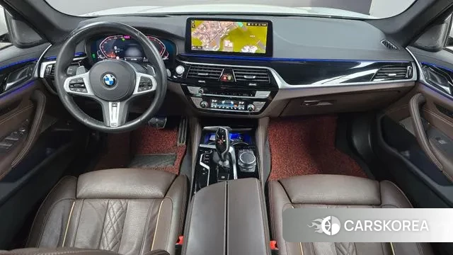 BMW 5 Series (G30) id 3008005 из Кореи 17