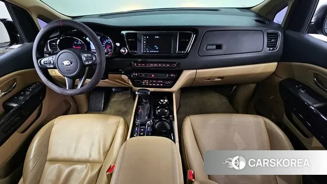 Kia The New Carnival id 3055540 из Кореи 17