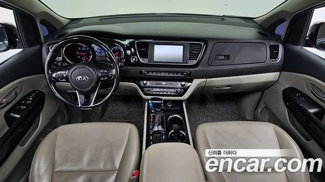 Kia The New Carnival id 2487299 из Кореи 17