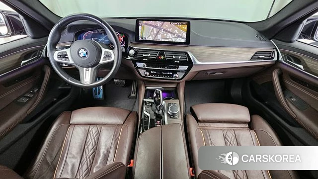 BMW 5 Series (G30) id 3839956 из Кореи 17