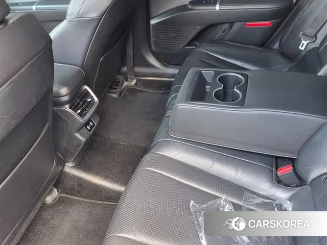 Hyundai Grandeur (GN7) id 3042900 из Кореи 12