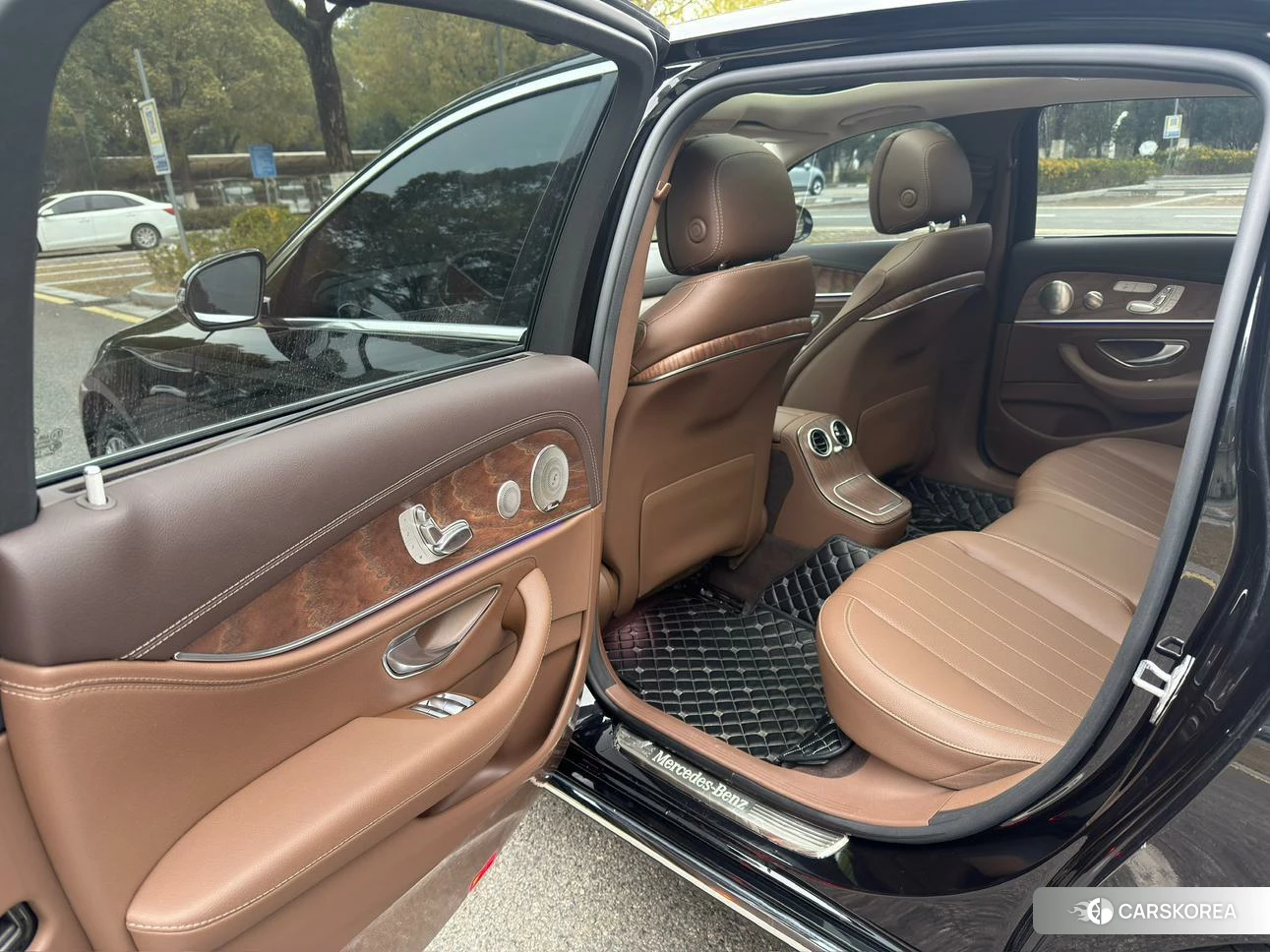 Mercedes-Benz E-class id 4441079 из Китая 16