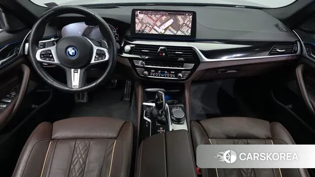 BMW 5 Series (G30) id 3680266 из Кореи 17