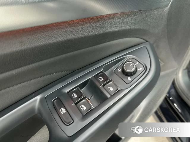 Volkswagen Passat id 4261482 из Китая 18