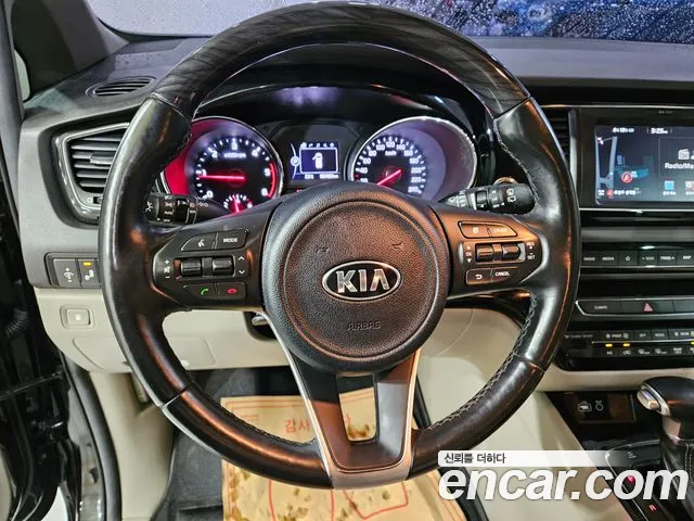 Kia All New Carnival id 2819240 из Кореи 17