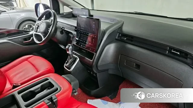 Hyundai Staria id 3726948 из Кореи 17