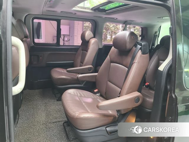 Hyundai The New Grand Starex id 4605446 из Кореи 16