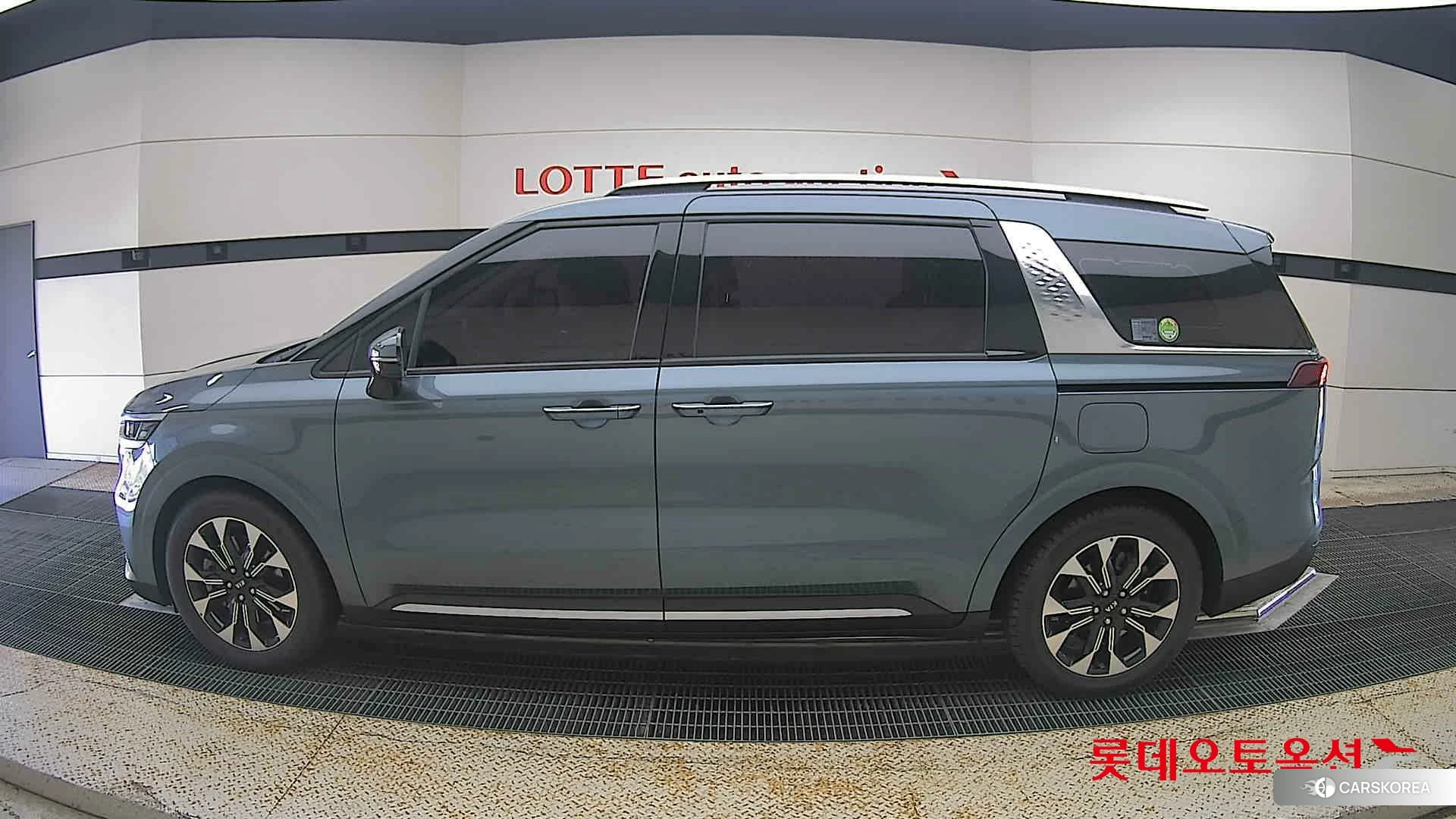 Kia Carnival id 4902474 из Кореи 35