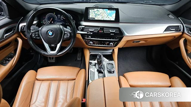 BMW 5 Series (G30) id 3829328 из Кореи 17