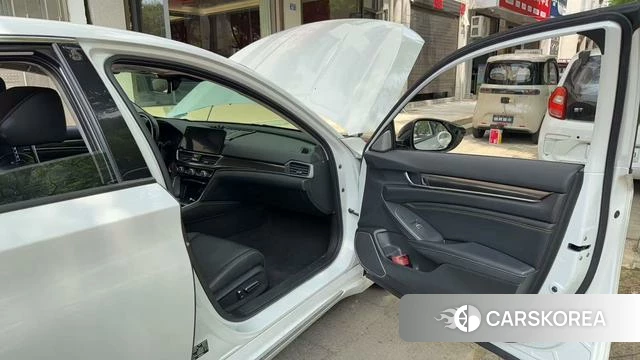 Honda Accord id 4257396 из Китая 10