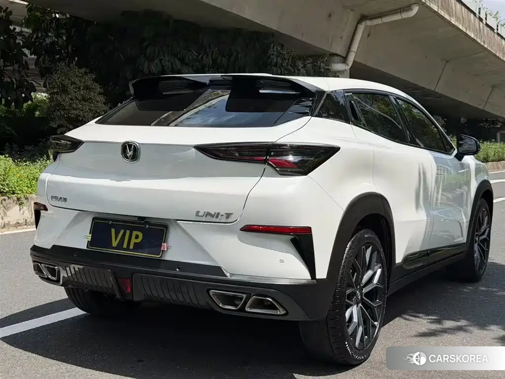 Chang'an UNI-T id 4655001 из Китая 17