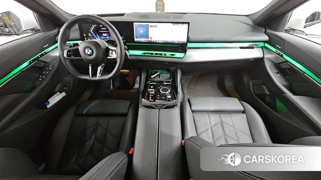 BMW 5 Series (G60) id 3648967 из Кореи 17