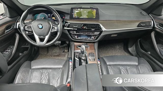 BMW 5 Series (G30) id 4357048 из Кореи 17